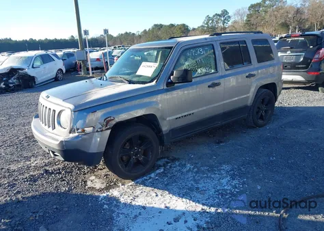 2014 Jeep Patriot Altitude z USA, uszkodzony, nr VIN 1C4NJPBA5ED758367